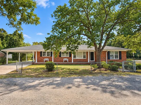1926 Danny St, Charleston, SC 29412