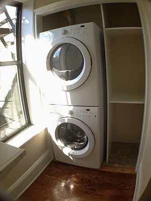 Rented by Urban Realty NYC | media 51