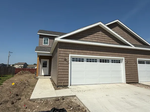 3934 Summer Sage Ct, Champaign, IL 61822