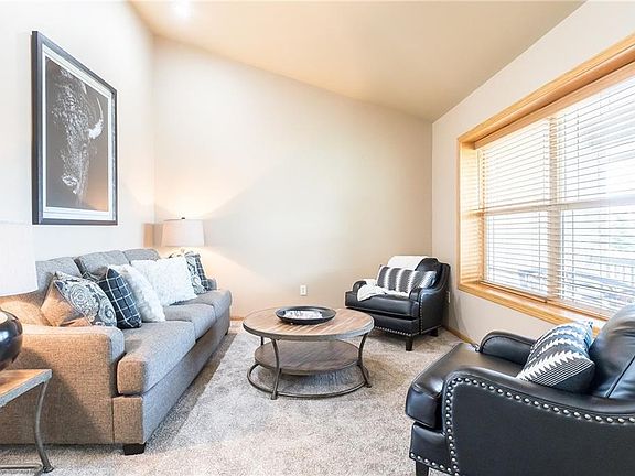 3rd image of 3845 Avenue E