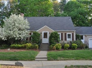 65 Longfellow Rd, Newton, MA 02462