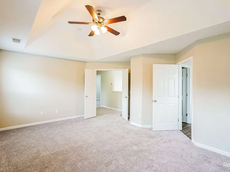 110 Star Pl — Photo 7