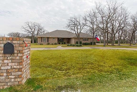 2nd image of 1206 County Road 2022