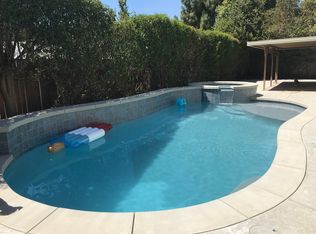 15 Naomi St, Redlands, CA 92374