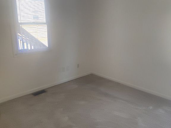 2nd image of 6A Charles St #A