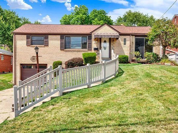 492 Lois Dr, Pittsburgh, PA 15236