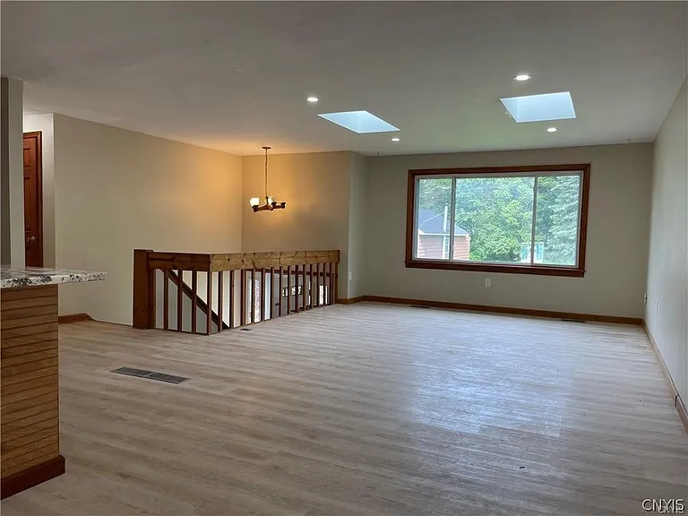 134 Sunhill Ter — Photo 9