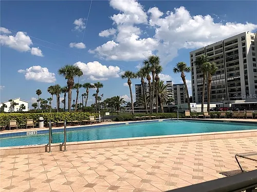 1460 Gulf Blvd #302 Photo 1