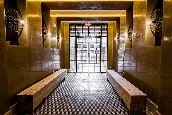 Rented by Nooklyn NYC LLC | media 109