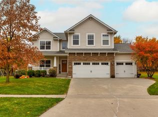 14515 Hickory Dr, Urbandale, IA 50323