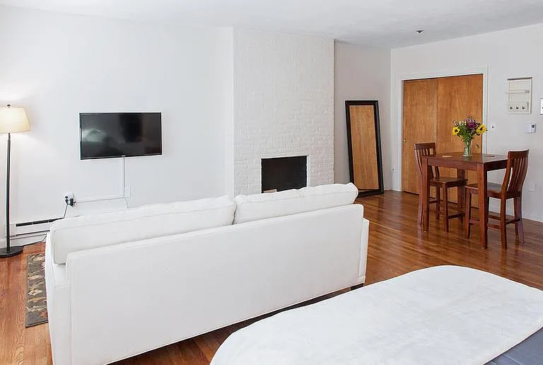 220 Beacon St #301 — Photo 6