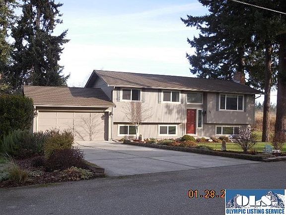 2nd image of 22 Twin Firs Estates Dr