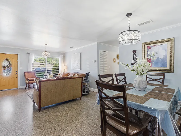 6403 Paddock Ave — Photo 6