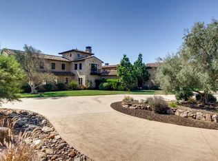 17 Gateview Dr, Fallbrook, CA 92028