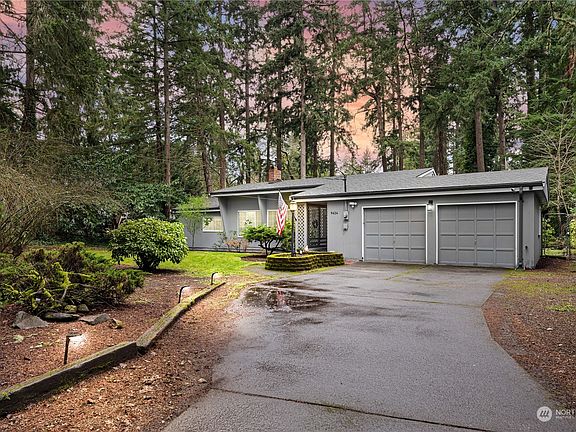 3rd image of 9624 Waverly Drive SW