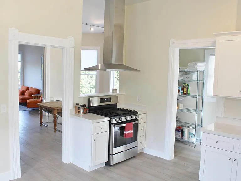 1419 Milvia St #A — Photo 3