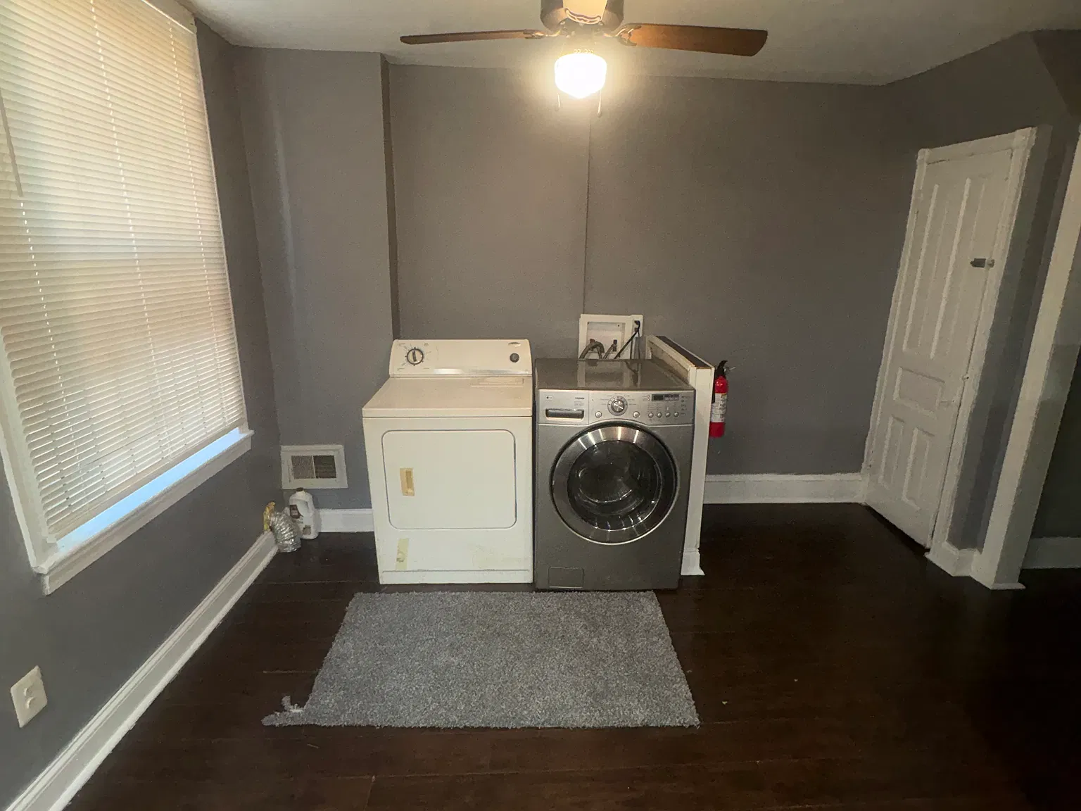 2 bed, 994 sqft, $1,600 — Photo 4