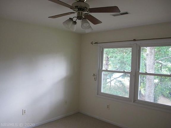 3rd image of 1751 Donlee Dr #1751