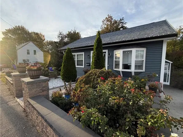 2169 Mineral Spring Ave, North Providence, RI 02911