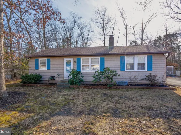 701 Uranus Rd, Millville, NJ 08332