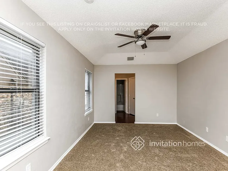 4346 Winchester Ct — Photo 10