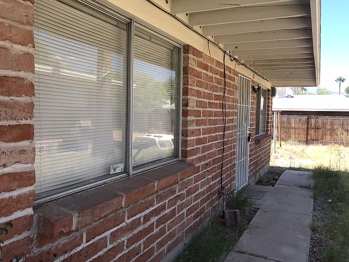 1st image of 3219 E Patricia St