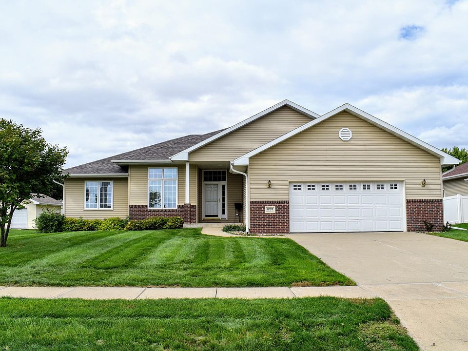1st image of 1202 Clairmont Cir