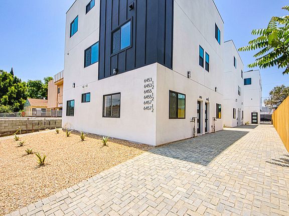 2nd image of 6455 Troost Ave #2