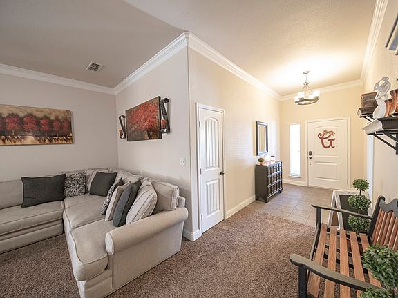 4th image of 304 Lamar Ct