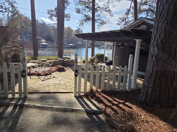 586 Jackson Lake Inn Rd