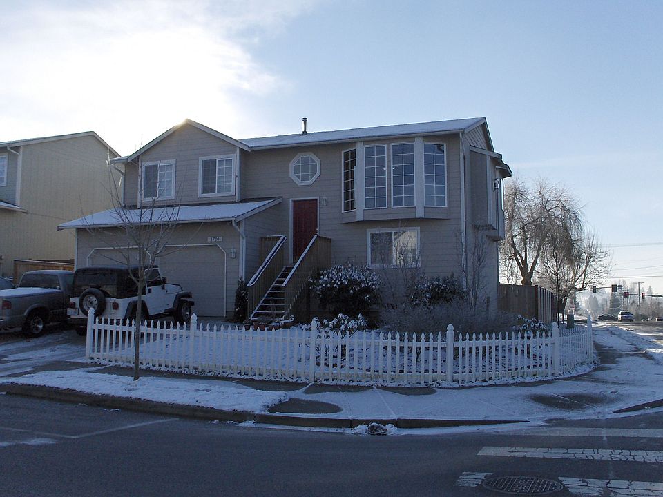 1st image of 6700 66th St NE