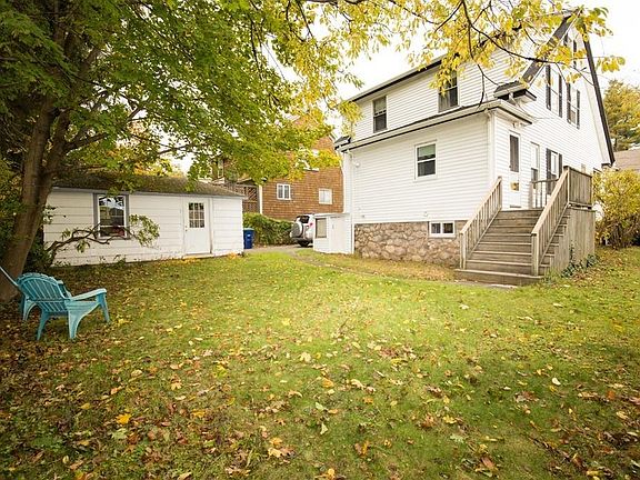 5th image of 92 Weston Ave