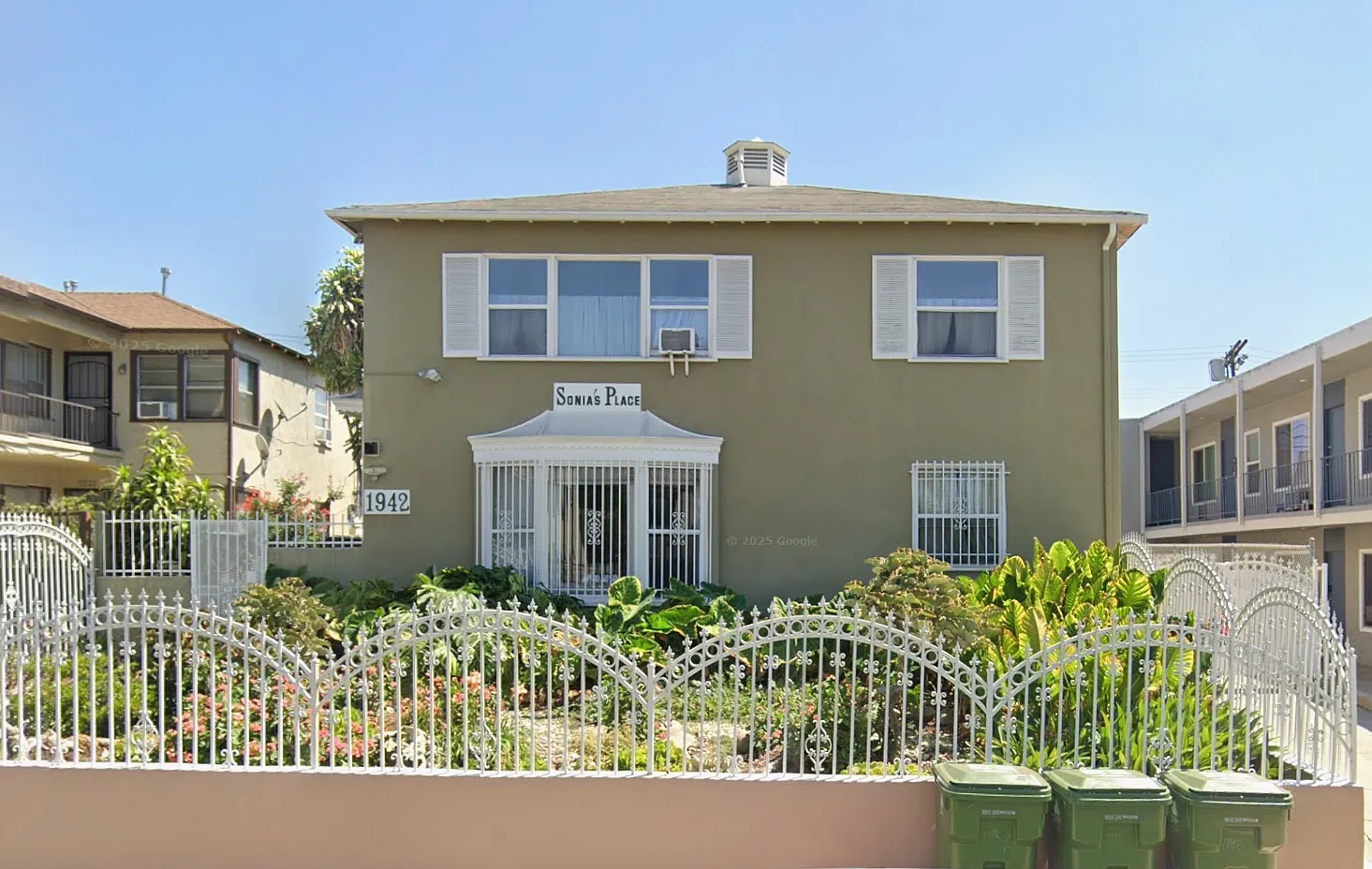 1 bed, 700 sqft, $2,050 — Photo 1