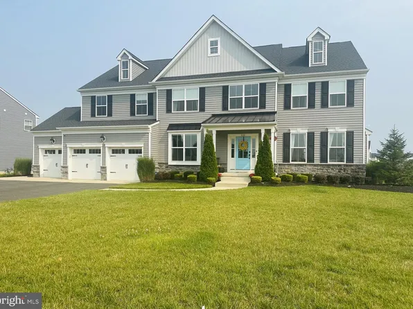 110 Cambridge Blvd, Swedesboro, NJ 08085