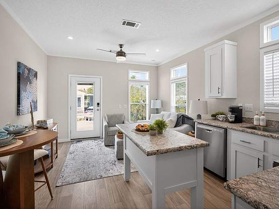 3rd image of 3223 N Lockwood Ridge Rd #98