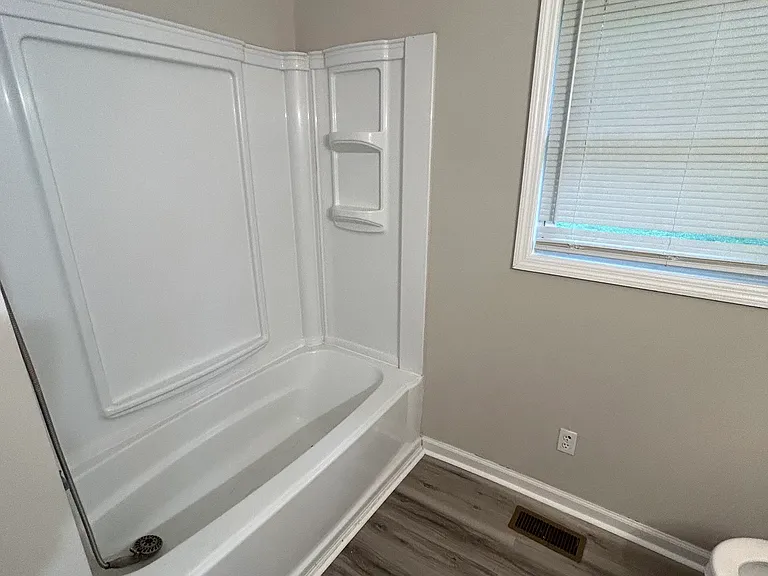 1320 Parker Ave SW — Photo 6