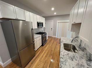 374 Oxford St #6A, Cambridge, MA 02140