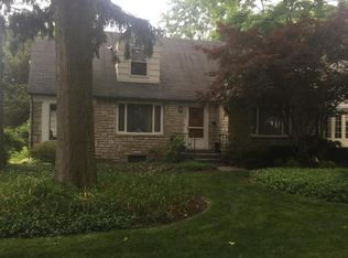 2607 Sherwood Rd, Columbus, OH 43209