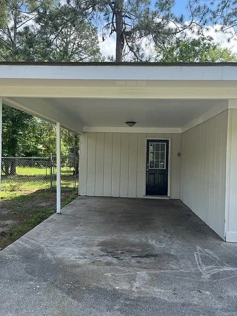 3 bed, 1.0 bath, 936 sqft, $1,400 — Photo 2