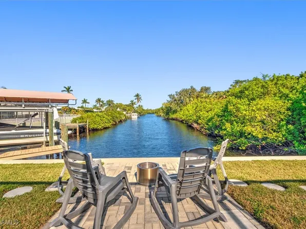 349 Coral Dr, Fort Myers, FL 33905