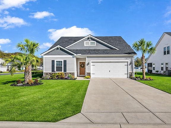 4th image of 901 Maya Layne Dr.