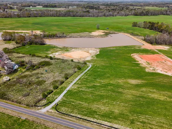 202 Commons House Rd, Barnesville, GA 30204