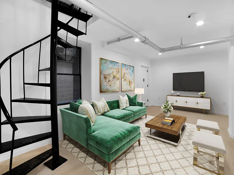 317 W 99th St #1D — Photo 4