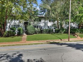401 Clifton Rd