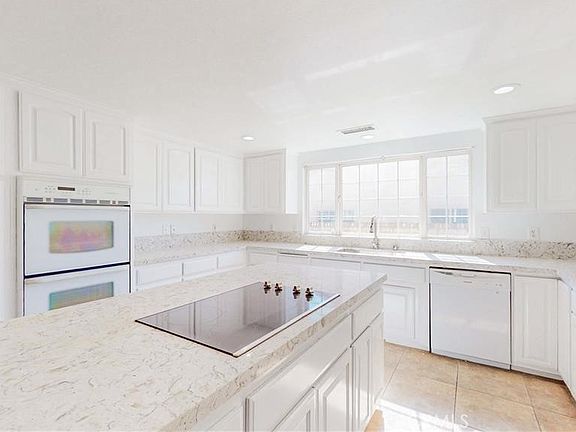 5th image of 16201 Alta Cresta Ave