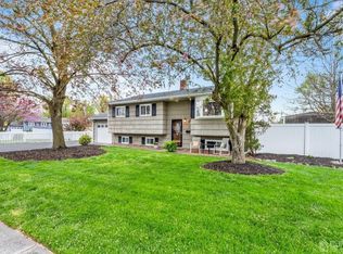 128 Cindy Ct, Middlesex, NJ 08846