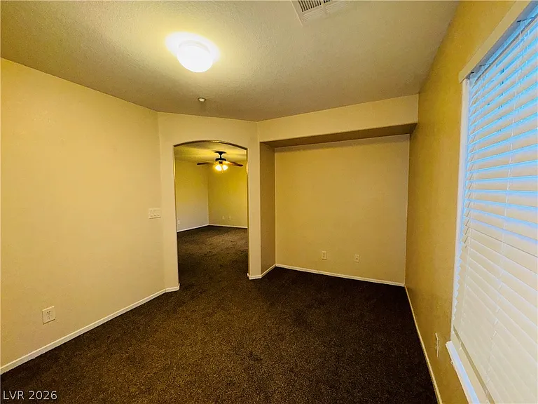 9160 Dimpled Ct — Photo 16