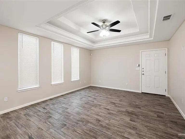 3421 Golden Dr #3 — Photo 7
