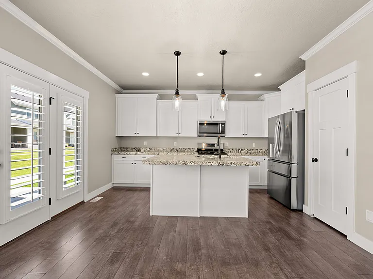771 E Newfield Dr — Photo 9