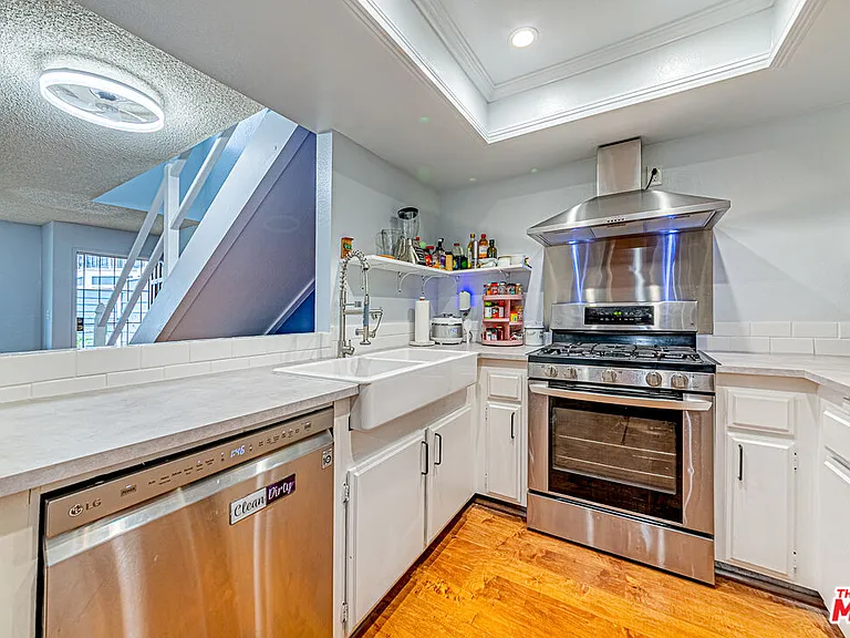 14742 Pioneer Blvd — Photo 9